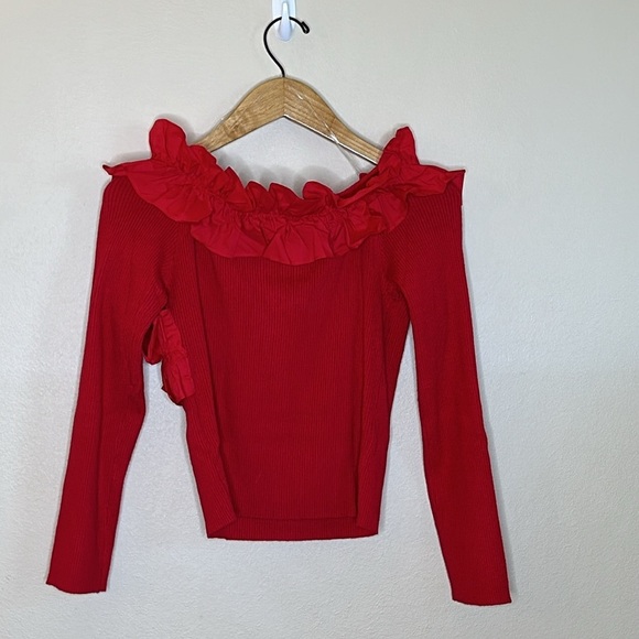 &Merci Ruffled Shoulder Top Size Large Red Off Shoulder Design Wide Neckline - Picture 5 of 7